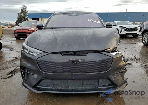 2022 Ford Mustang Mach-E Gt from USA, damaged, VIN 3FMTK4SE3NMA39480